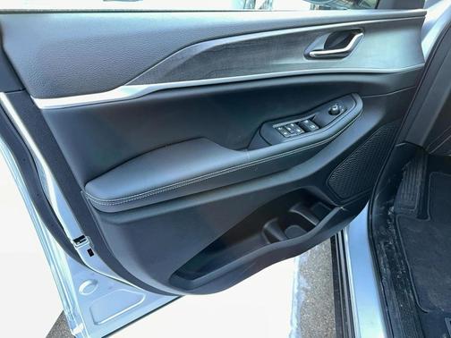 2026 Jeep Grand Cherokee Altitude