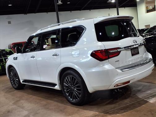 2023 INFINITI QX80 Sensory