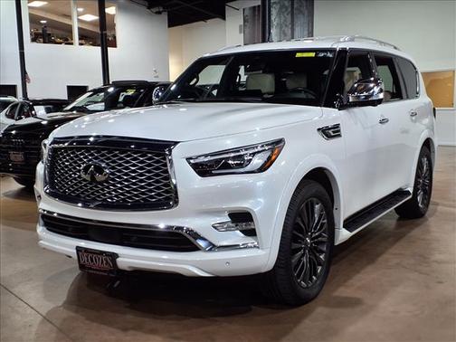 2023 INFINITI QX80 Sensory