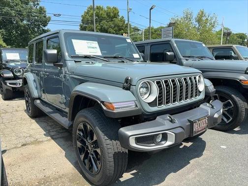 2025 Jeep Wrangler 4xe Sahara