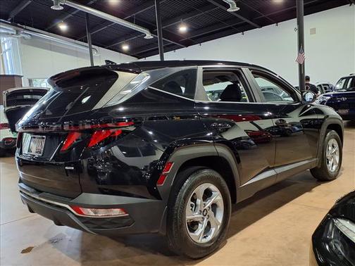 2023 Hyundai TUCSON SE