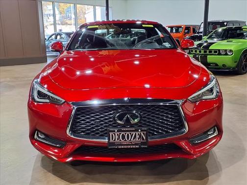 2022 INFINITI Q60 LUXE AWD