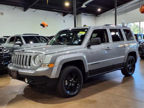 Billet Silver Metallic Clear Coat 2015 Jeep Patriot Altitude Edition