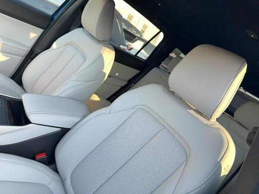Blue 2026 Jeep Cherokee Limited