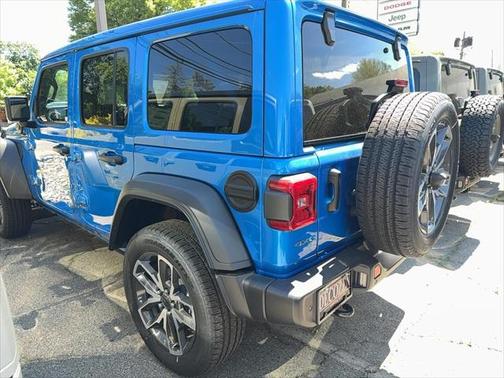 2025 Jeep Wrangler 4xe Sport S