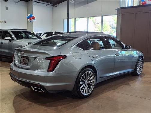 2023 Cadillac CT5 Luxury