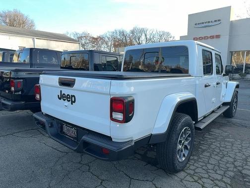 2026 Jeep Gladiator Sport S