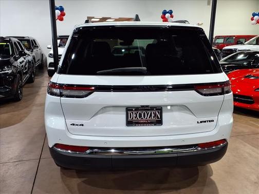 Bright White Clear Coat 2023 Jeep Grand Cherokee Limited