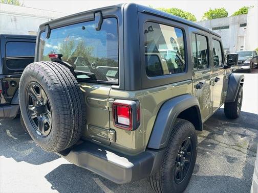 2025 Jeep Wrangler Sport
