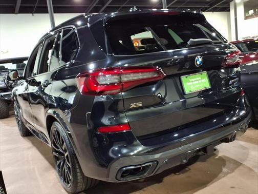 2021 BMW X5 M50i