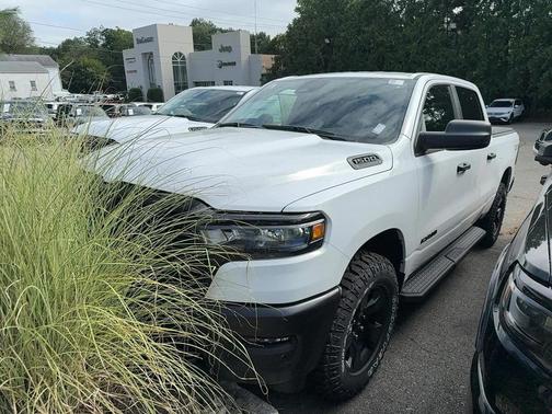 2026 RAM 1500 Warlock Crew Cab 4x4 5'7' Box