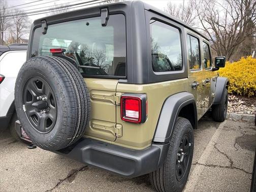 2025 Jeep Wrangler Sport