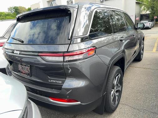 Gray 2026 Jeep Grand Cherokee Limited