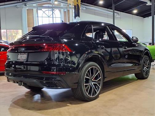 2023 Audi Q8 55 Premium Plus