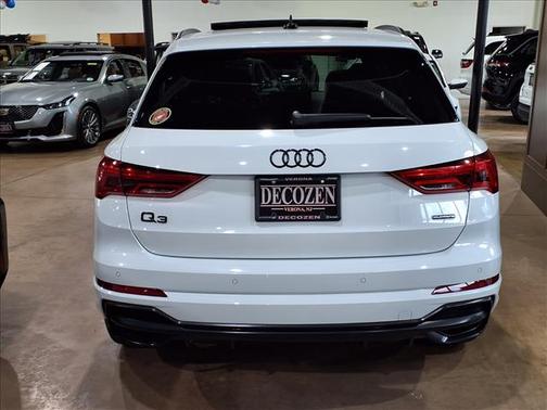 Glacier White Metallic 2022 Audi Q3 45 S line Premium