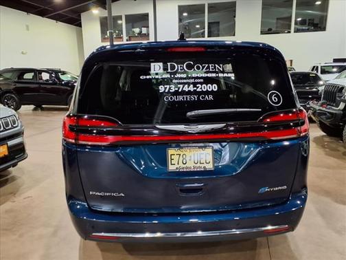 2023 Chrysler Pacifica Hybrid Limited