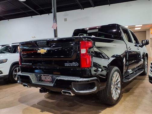2022 Chevrolet Silverado 1500 High Country