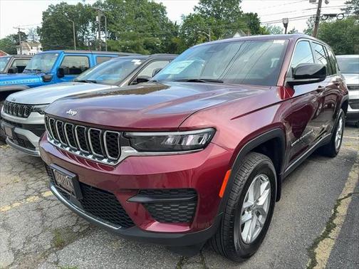 2025 Jeep Grand Cherokee Laredo
