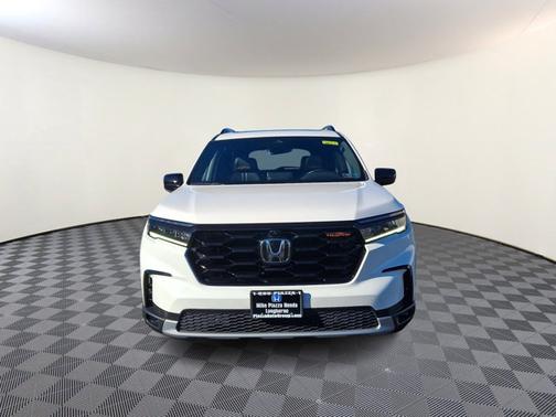 2023 Honda Pilot TrailSport