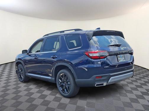 2025 Honda Pilot Touring+