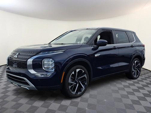 2023 Mitsubishi Outlander PHEV SE