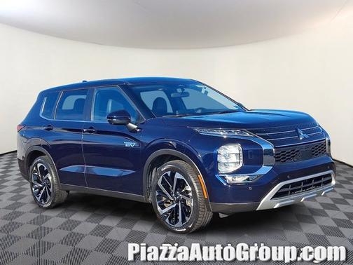 2023 Mitsubishi Outlander PHEV SE