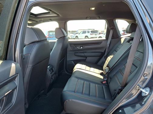 Meteorite Gray Metallic   Gc 2026 Honda CR-V Hybrid Sport-L