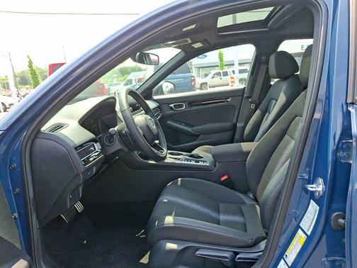 2025 Honda Civic Hybrid
