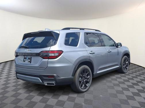 2025 Honda Pilot Touring+