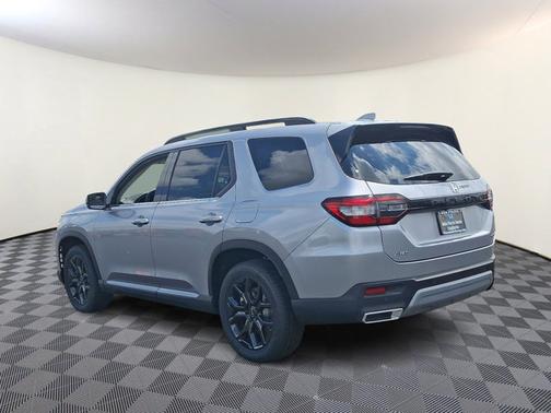 2025 Honda Pilot Touring+
