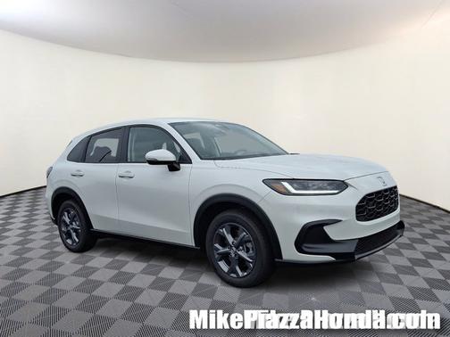 Platinum White Pearl Wx 2027 Honda HR-V LX