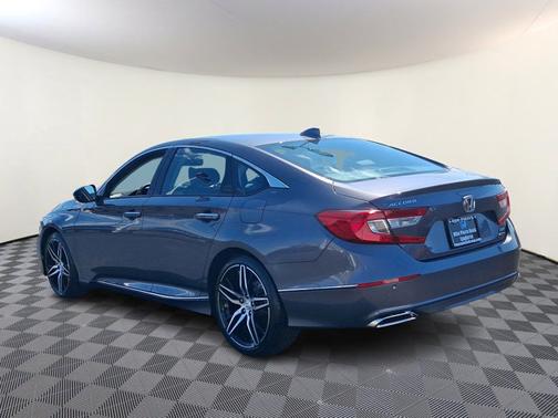 2022 Honda Accord Touring