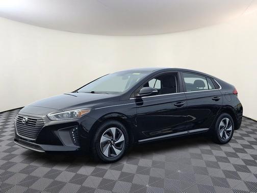 2018 Hyundai IONIQ Hybrid SEL