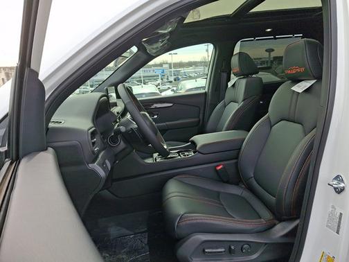 2026 Honda Pilot TrailSport