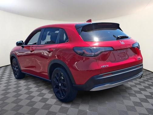 Milano Red   Re 2024 Honda HR-V Sport