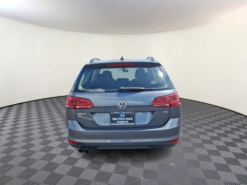 2017 Volkswagen Golf SportWagen SE