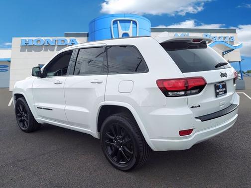 2018 Jeep Grand Cherokee Altitude