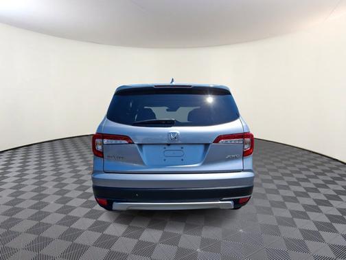 Lunar Silver Metallic 2021 Honda Pilot EX-L