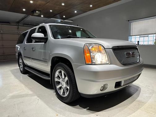 2011 GMC Yukon XL Denali