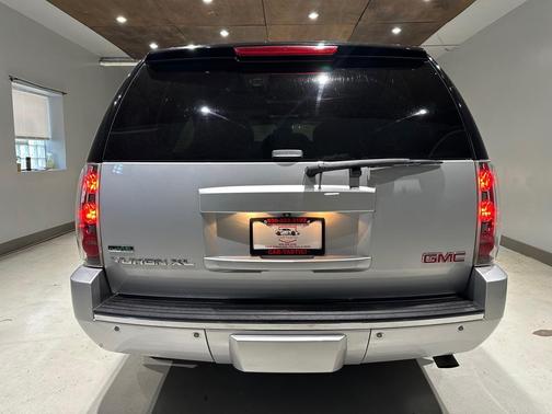 2011 GMC Yukon XL Denali