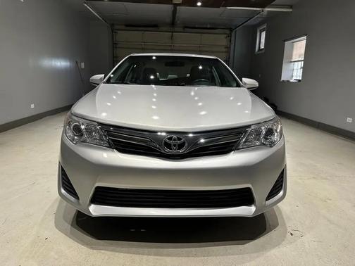 Classic Silver Metallic 2012 Toyota Camry LE