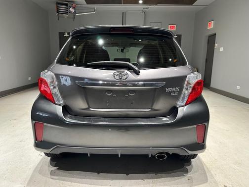 2014 Toyota Yaris L
