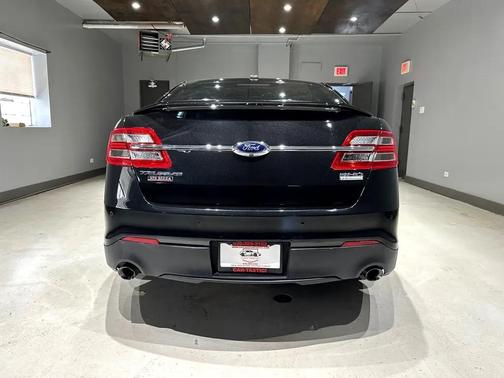 2013 Ford Taurus SHO