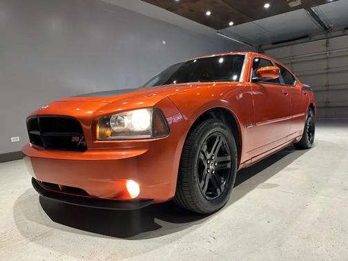 Go Mango! 2006 Dodge Charger R/T