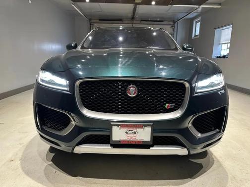 2017 Jaguar F-PACE S