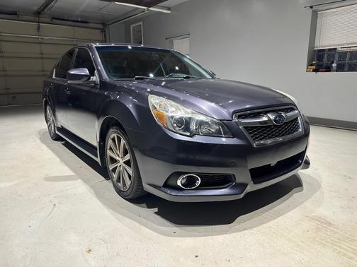 2013 Subaru Legacy Sport