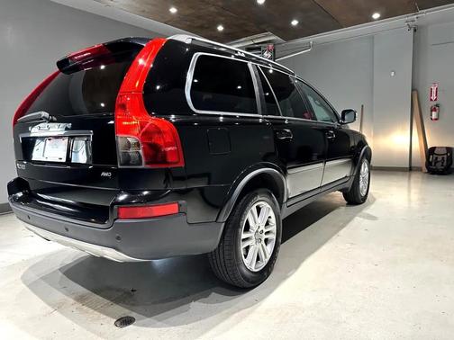 2011 Volvo XC90 3.2