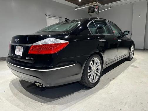 2010 Hyundai Genesis 3.8