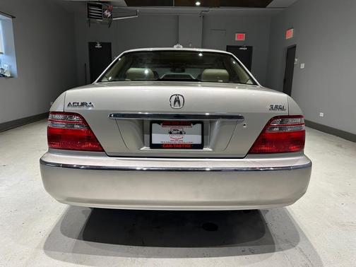 2004 Acura RL 3.5