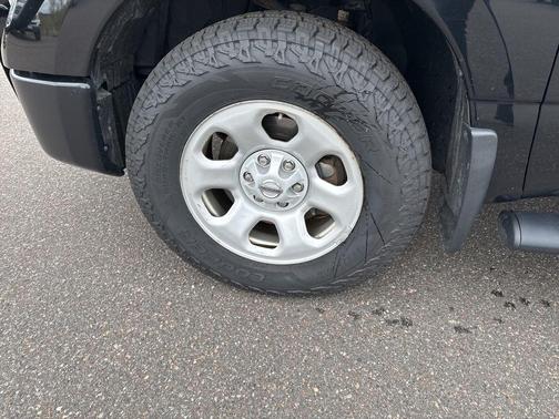 Magnetic Black Metallic 2019 Nissan Titan S